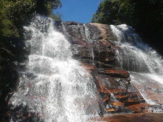 Waterfall near Madrugada Lodge